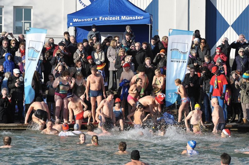 neujahrsschwimmen1klein